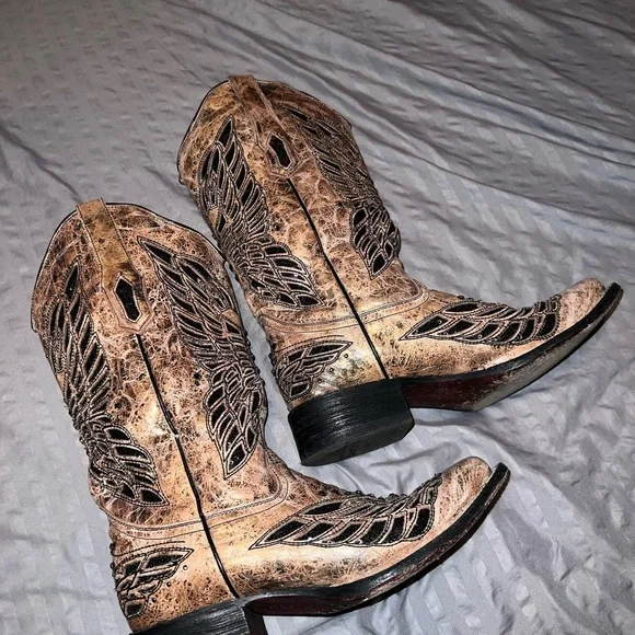 Women’s Corral Boots - Picture 2 of 6